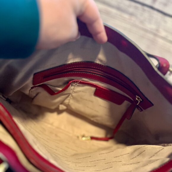 Michael Kors Small Tote - Picture 4 of 6